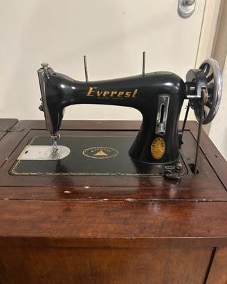 Macchina da cucire vintage
