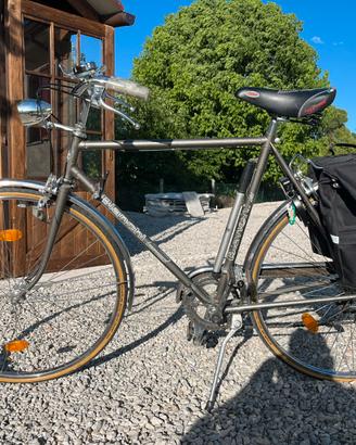 Bicicletta bianchi
