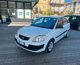 Kia rio 1.6 disel km 140000