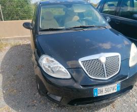 Lancia Ypsilon 1.3 MJT 75 CV Argento