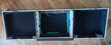 Flightcase per 3 unità 19 pollici