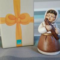 Donna che suona il flauto presepe Thun