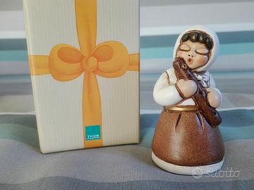 Donna che suona il flauto presepe Thun