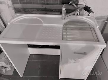 Lavabo con mobiletto per lavatrice