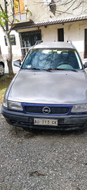 Opel Astra anno 96
