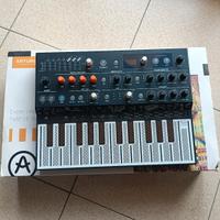 Arturia Microfreak 