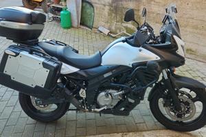 Suzuki v strom 650
