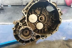 CAMBIO MANUALE COMPLETO SKODA Octavia Berlina 3°