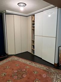 BUSNELLI PROPONE ARMADIO ANGOLARE PER RINNOVO EXPO