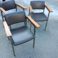 sedie in legno e metallo