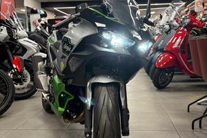 Kawasaki Ninja 7 Hybrid - AZIENDALE
