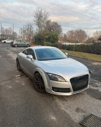 Ricambi audi tt mk2 8j 2.0 tfsi cambio manuale