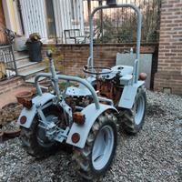 trattorino pasquali diesel 18 cavalli. 4x4 .