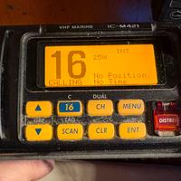Vhf nautico Icom IC M421 con Dsc