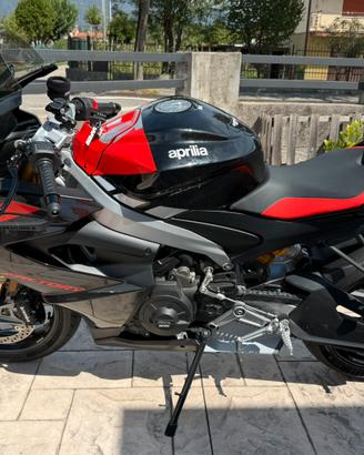 Aprilia rs 660 factory