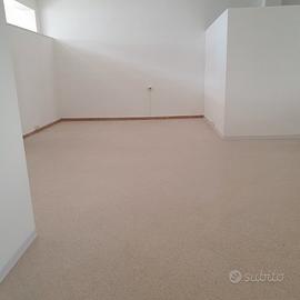 Locale commerciale Rione Castromediano Lecce