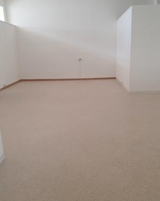 Locale commerciale Rione Castromediano Lecce