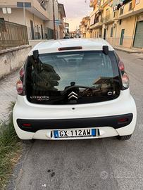 Citroen C1 1000 di cilindrata 60 cavalli