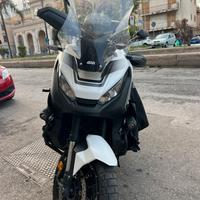 Xadv 750 2019