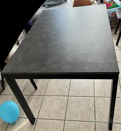 Tavolo da soggiorno/cucina