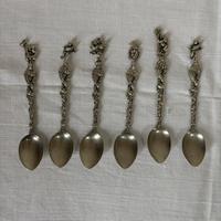 6 cucchiaini vintage con manico finemente decorato