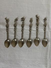 6 cucchiaini vintage con manico finemente decorato