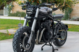 Suzuki bandit 600 cafe racer