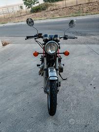 Honda CB 400 SS ---CONSERVATA-