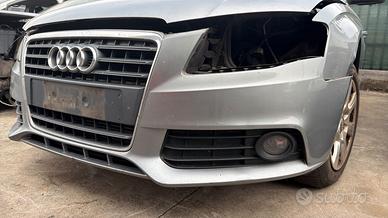 Paraurti anteriore audi A4 B8 anno 2008 modello st