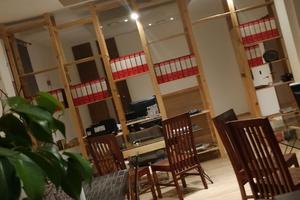 Ufficio arredato