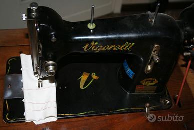 Macchina da cucire d'epoca VIGORELLI