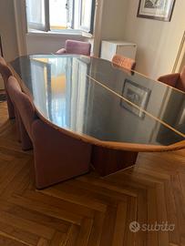 Tavolo e sedie sala riunioni