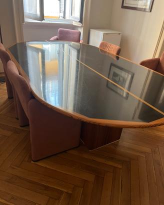 Tavolo e sedie sala riunioni