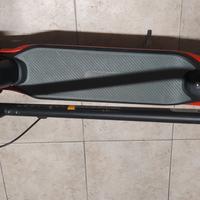 monopattino elettrico ninebot