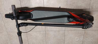 monopattino elettrico ninebot