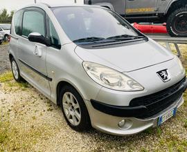 Peugeot 1007 1.4 HDi Sporty