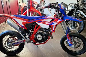 Beta RR Motard 125 RR125 R 4T - Red & Blue