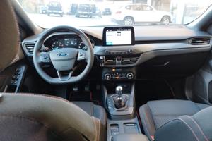 Ford Focus 1.0 ecoboost MHEV 5P. STLINE