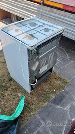 Cucina a gas Indesit
