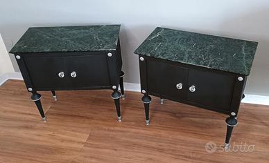 Comodini con top in marmo verde
