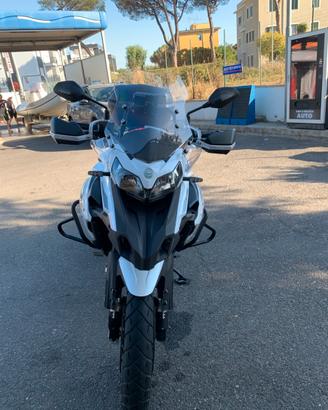Benelli Trk 502 x
