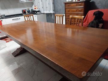 Tavolo in rovere massiccio