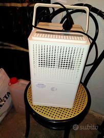 DEUMIDIFICATORE PER AMBIENTI