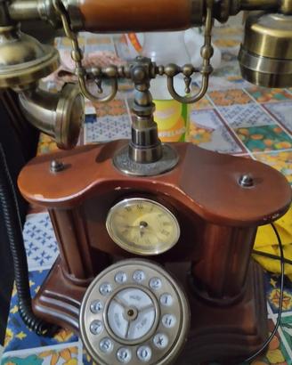 telefono antico orologio