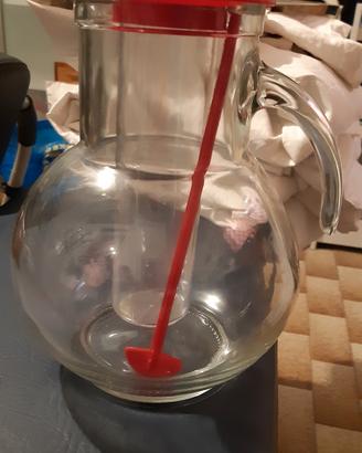 Caraffa in vetro.
