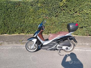 Piaggio Beverly 300