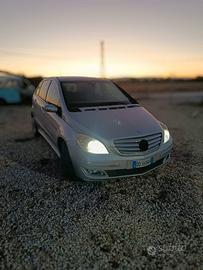 Auto classe B