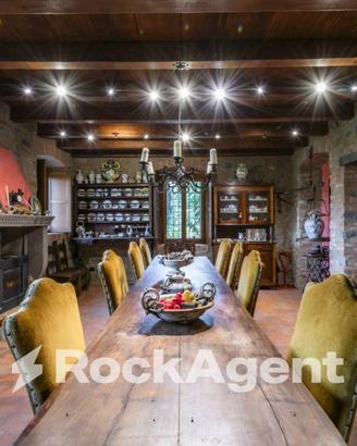 ESPLORA QUESTO SPAZIO MAGICO NEL CUORE DELLA NATUR