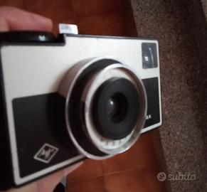 Macchina fotografica vintage anni 70