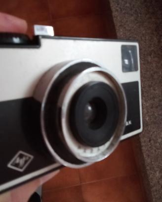 Macchina fotografica vintage anni 70